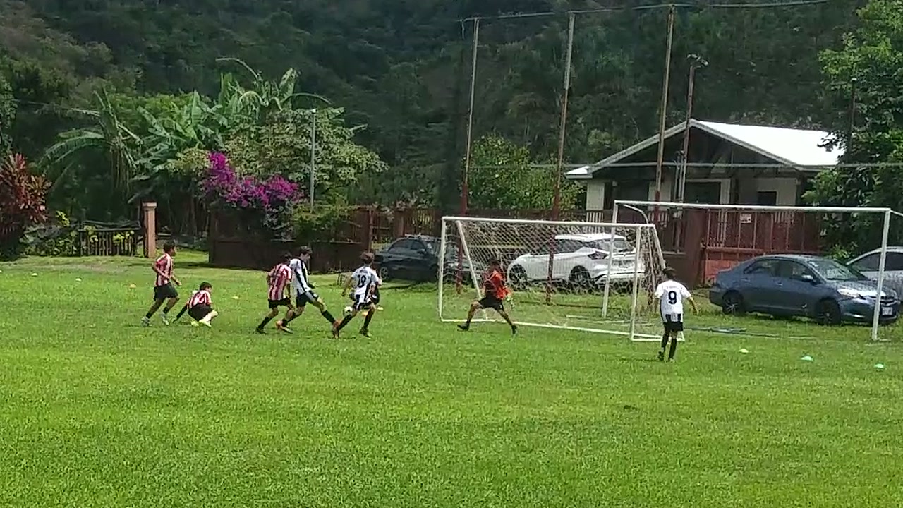 Un minuto después del cambio, Sebas marcó desde la zona centroderecha del ataque para ampliar la ventaja a 6-0.